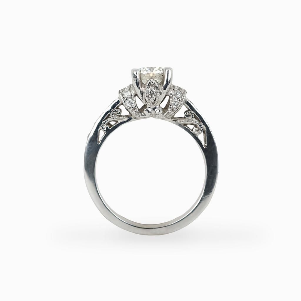 Round Diamond Ring with Sculpted Pavé Shoulders