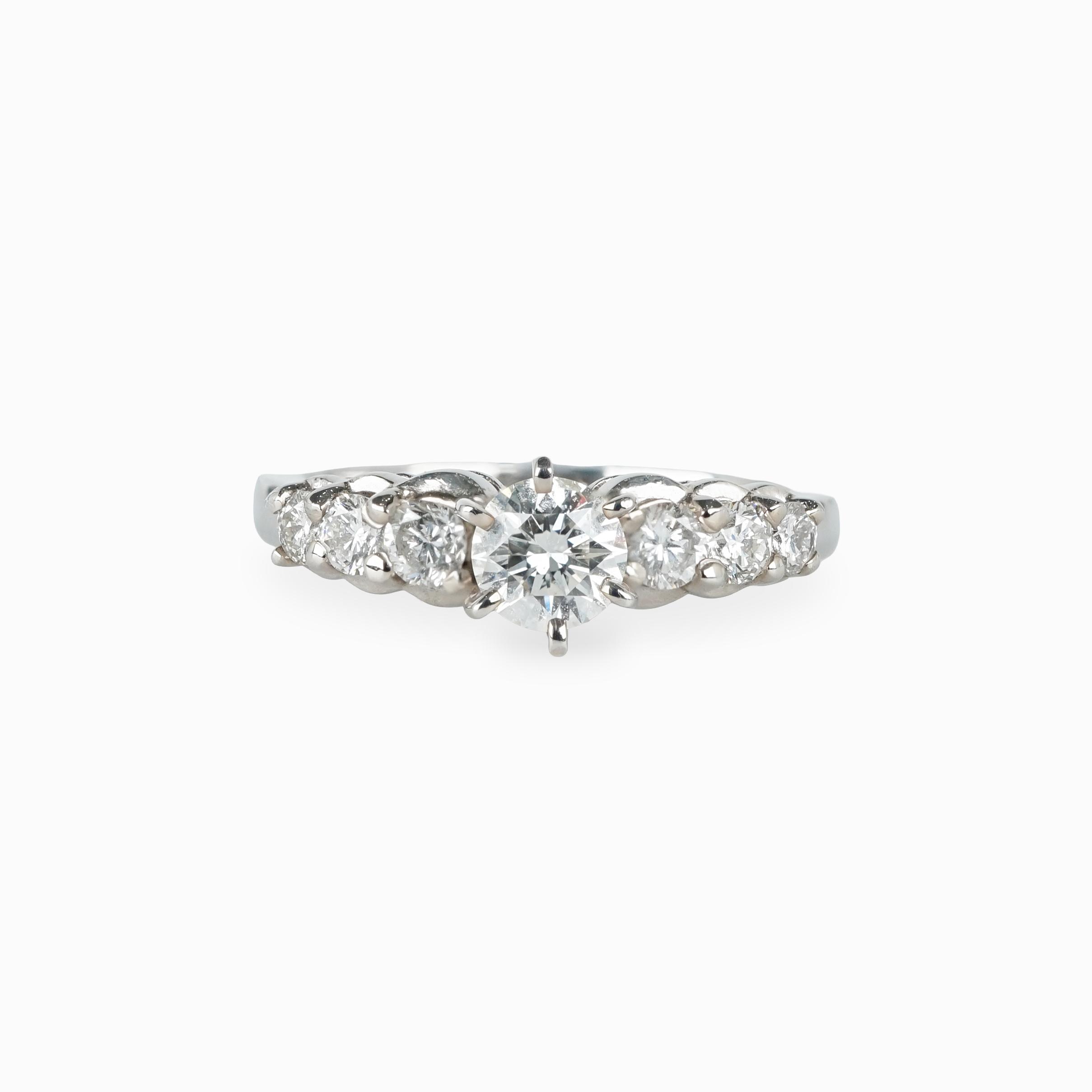 Round Diamond Ring with Graduated Side Stones